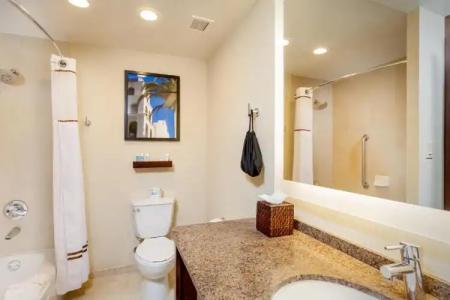 Wyndham San Diego Bayside - 26