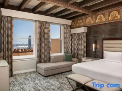 Courtyard by Marriott San Diego Downtown - 65