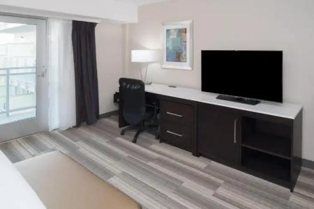 Holiday Inn Express San Diego Downtown by IHG - 18
