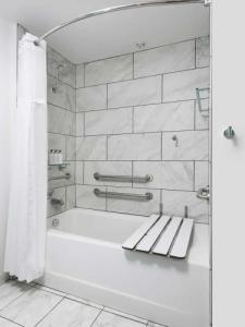 Kona Kai Resort & Spa, a Noble House Resort - 58