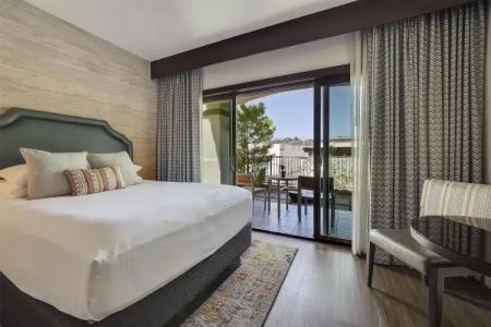 Kona Kai Resort & Spa, a Noble House Resort - 3