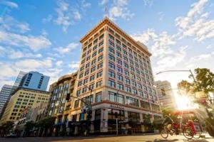 Gaslamp Plaza Suites, San Diego