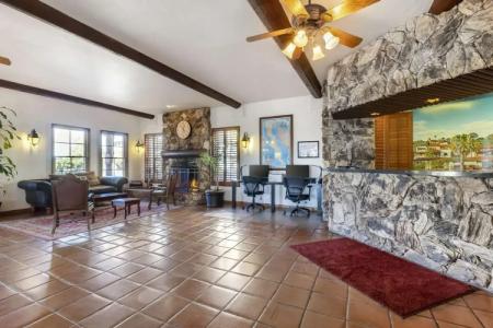 Best Western Plus Hacienda Old Town - 12