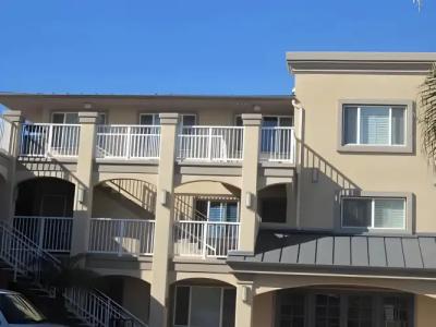 PB Surf Beachside Inn - 0