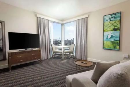 DoubleTree by Hilton San Diego Bayside - 97