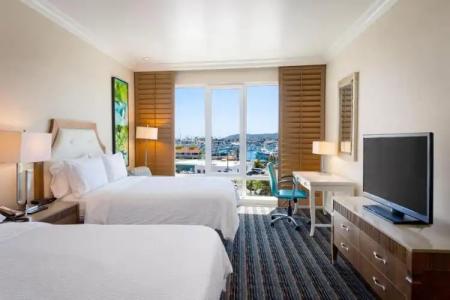 DoubleTree by Hilton San Diego Bayside - 67