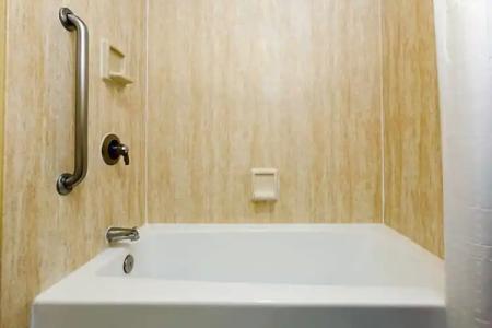 GreenTree Inn San Diego Mission Bay - 33