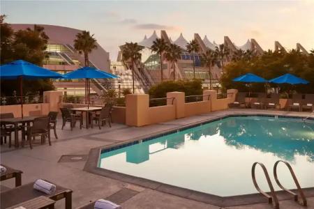 Hilton San Diego Gaslamp Quarter - 12