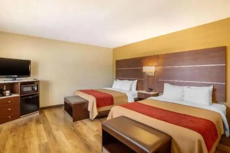 Comfort Inn San Diego Airport at the Harbor - 44