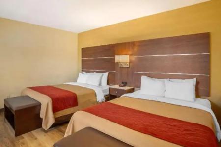 Comfort Inn San Diego Airport at the Harbor - 48