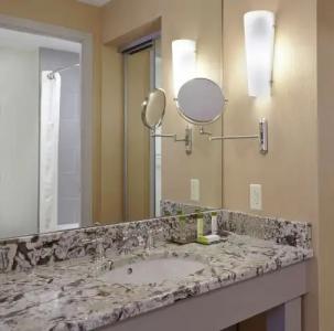 DoubleTree by Hilton Philadelphia Center City - 9