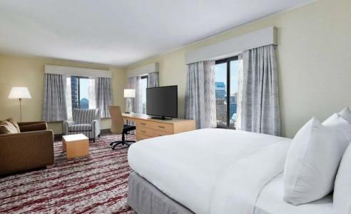 DoubleTree by Hilton Philadelphia Center City - 41