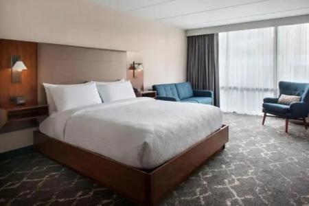 Four Points by Sheraton Philadelphia Northeast - 30
