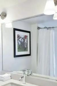 Four Points by Sheraton Philadelphia Northeast - 35