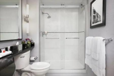 Loews Philadelphia - 39