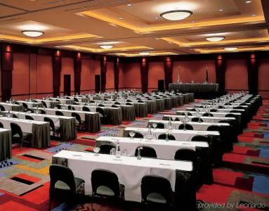 Loews Philadelphia - 16