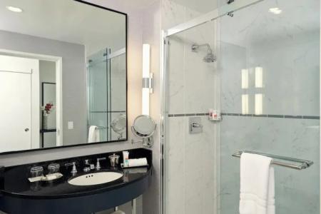 Loews Philadelphia - 41