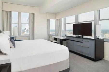 Loews Philadelphia - 49