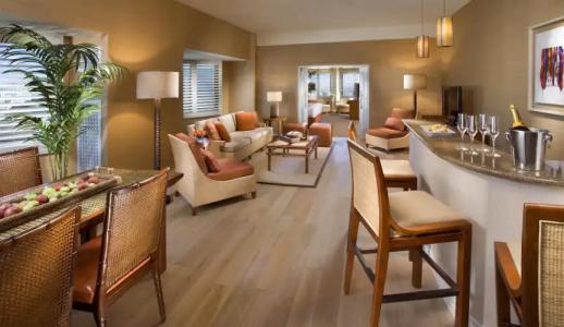 Tropicana a DoubleTree by Hilton and Resort - 35