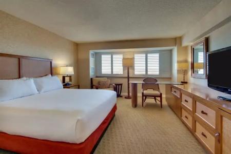 Tropicana a DoubleTree by Hilton and Resort - 69