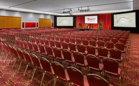 Tropicana a DoubleTree by Hilton and Resort - 32