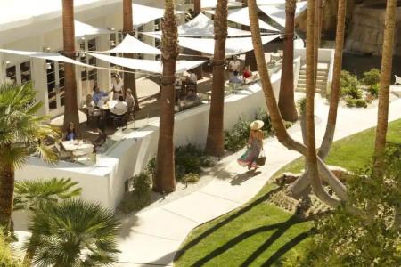 Tropicana a DoubleTree by Hilton and Resort - 10