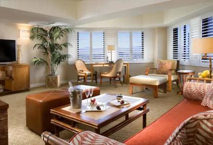 Tropicana a DoubleTree by Hilton and Resort - 20