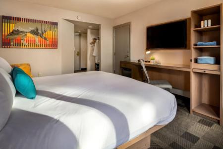 Silver Sevens & Casino - 26