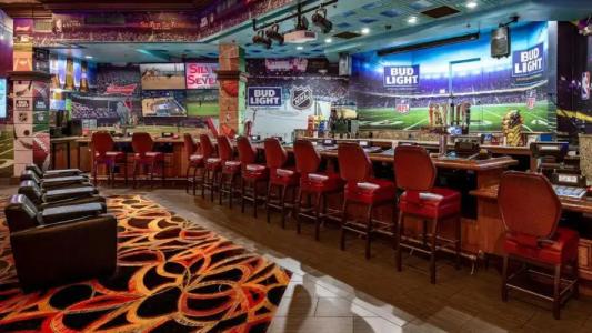 Silver Sevens & Casino - 45