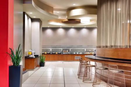 SpringHill Suites by Marriott Las Vegas Convention Center - 7