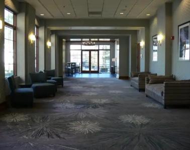 Hampton Inn Tropicana - 15