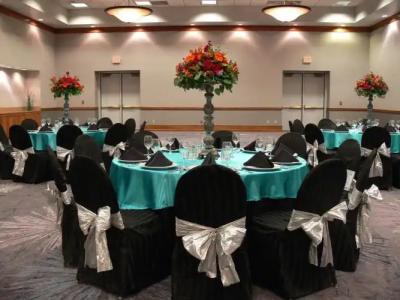 Hampton Inn Tropicana - 33