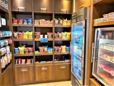 Fairfield Inn Las Vegas Convention Center - 11