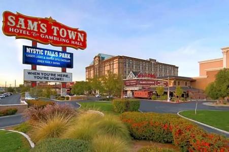 Sam's Town & Gambling Hall - 27