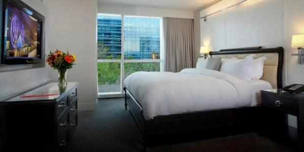 Virgins Las Vegas, Curio Collection by Hilton - 68