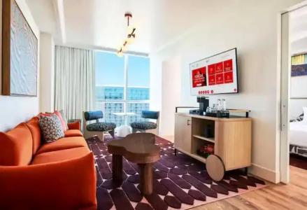 Virgins Las Vegas, Curio Collection by Hilton - 107