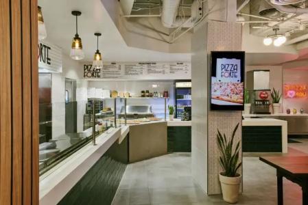 Virgins Las Vegas, Curio Collection by Hilton - 11