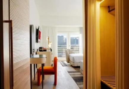 Virgins Las Vegas, Curio Collection by Hilton - 77