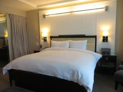 Virgins Las Vegas, Curio Collection by Hilton - 98