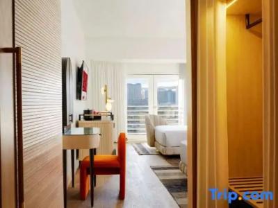 Virgins Las Vegas, Curio Collection by Hilton - 45