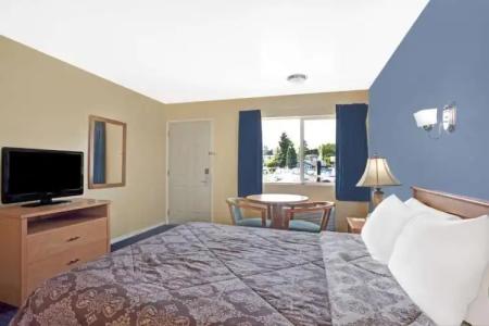 Days Inn by Wyndham Seattle North of Downtown - 20
