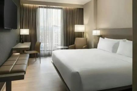 Courtyard Seattle Downtown/Lake Union - 6