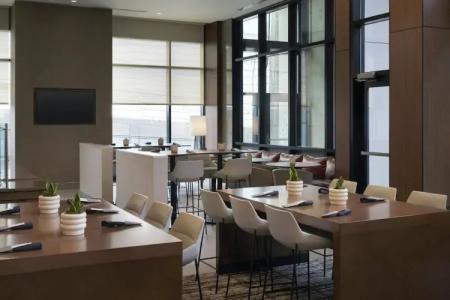 Courtyard Seattle Downtown/Lake Union - 13