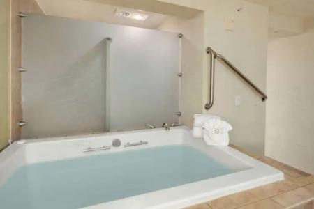 Nexus, BW Signature Collection - 9