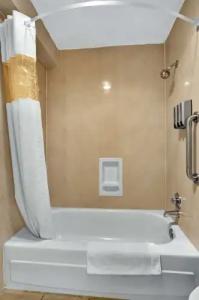 Nexus, BW Signature Collection - 50