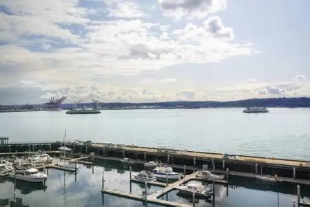 Seattle Marriott Waterfront - 36