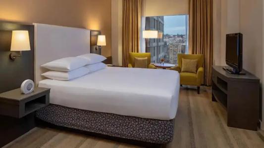 Hyatt at Olive 8 - 39