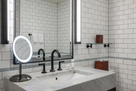 Theodore Seattle Downtown, Tapestry by Hilton - 42