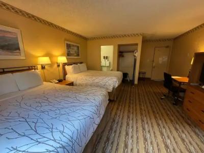 Travelodge by Wyndham Seattle By The Space Needle - 17