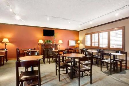 Travelodge by Wyndham Seattle By The Space Needle - 12